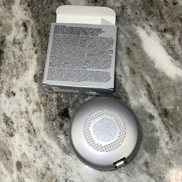 NIB - MAC - STUDIO FIX TECH Cream to Powder Foundation - N18 - Picture 3 of 15